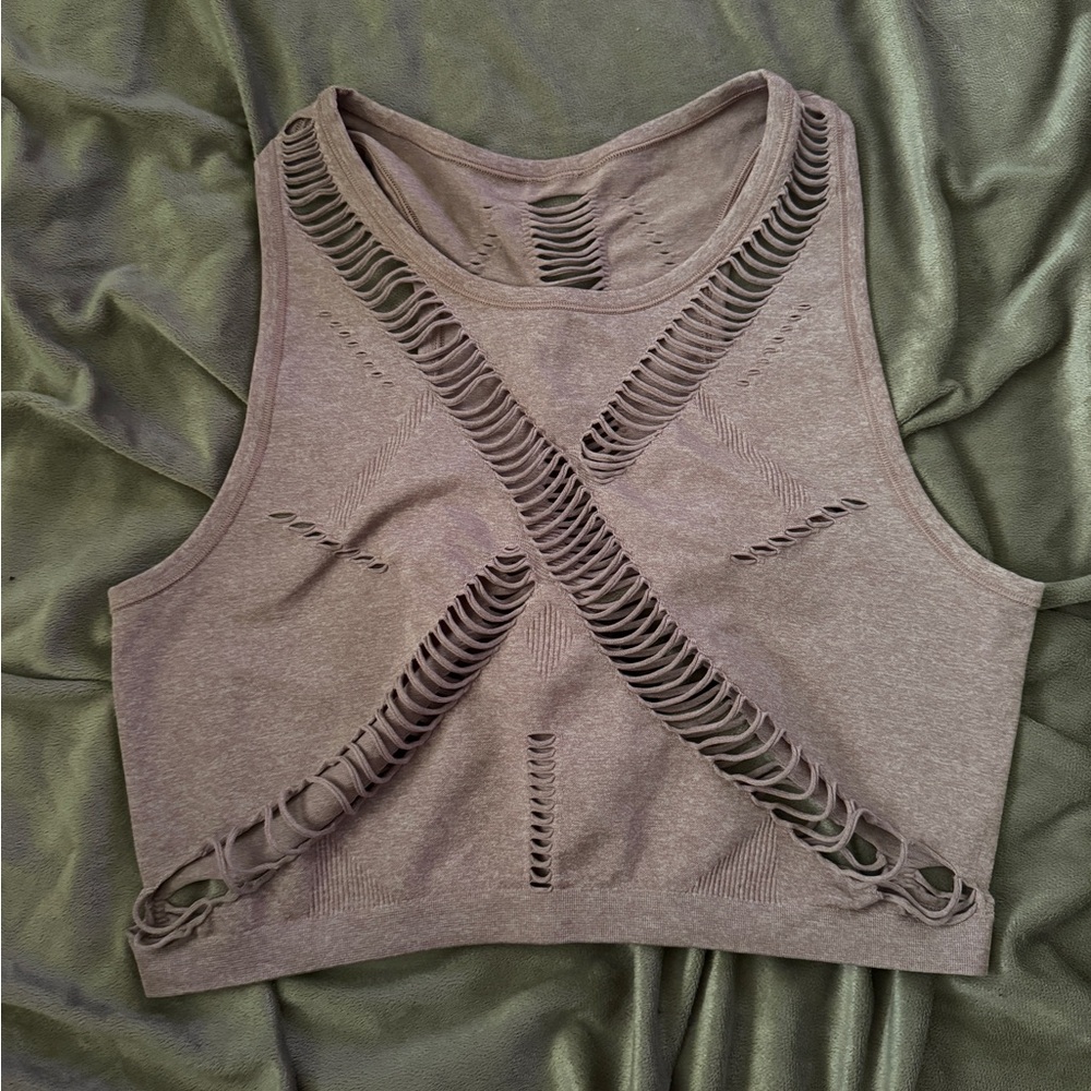 Vintage Alo yoga crop